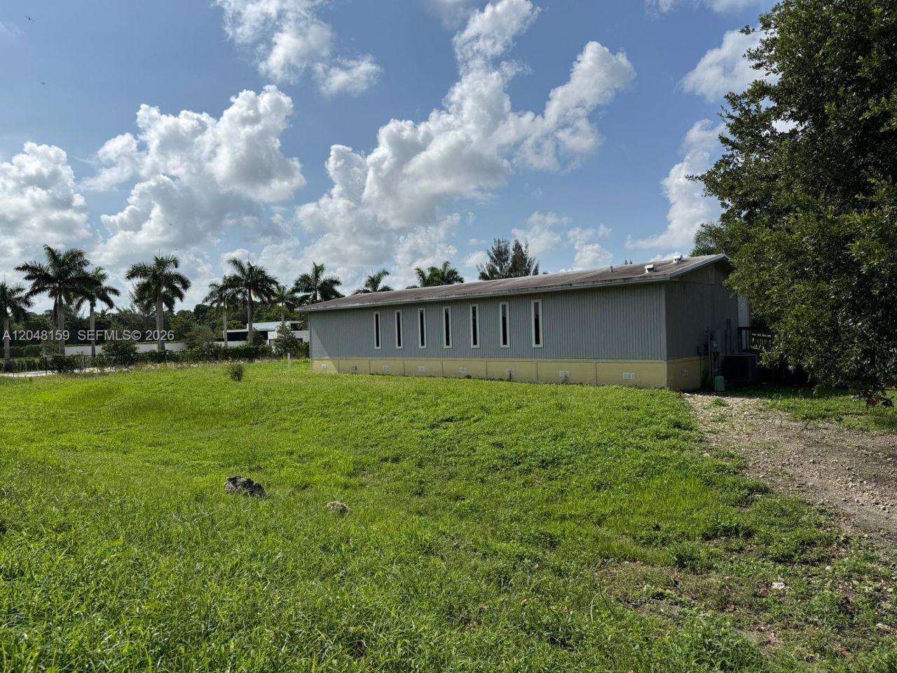 18500 Griffin Rd , Southwest Ranches, FL 33332 Photo