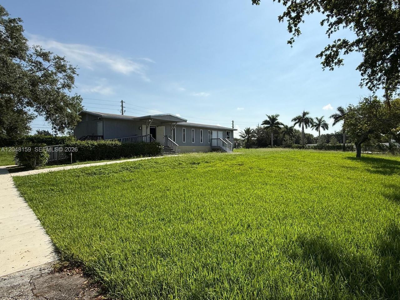 18500 Griffin Rd , Southwest Ranches, FL 33332 Photo