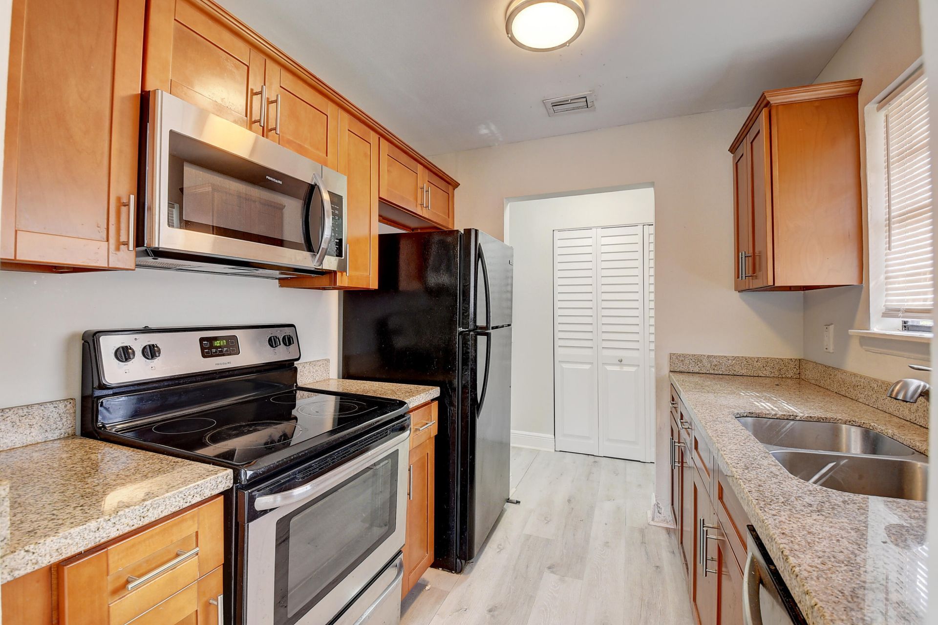 237 SW 11th Avenue, Delray Beach, FL 33444 Photo