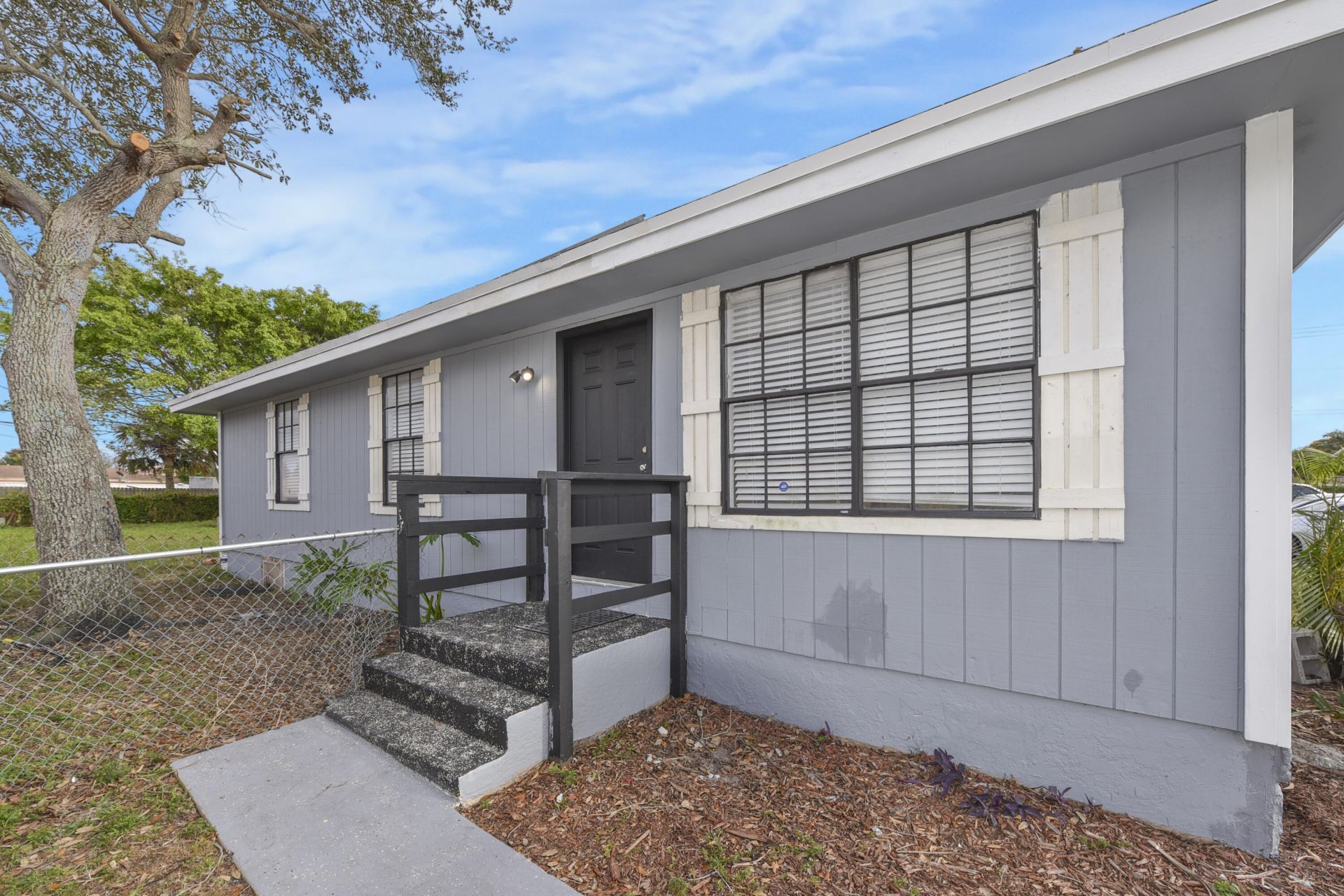 237 SW 11th Avenue, Delray Beach, FL 33444 Photo