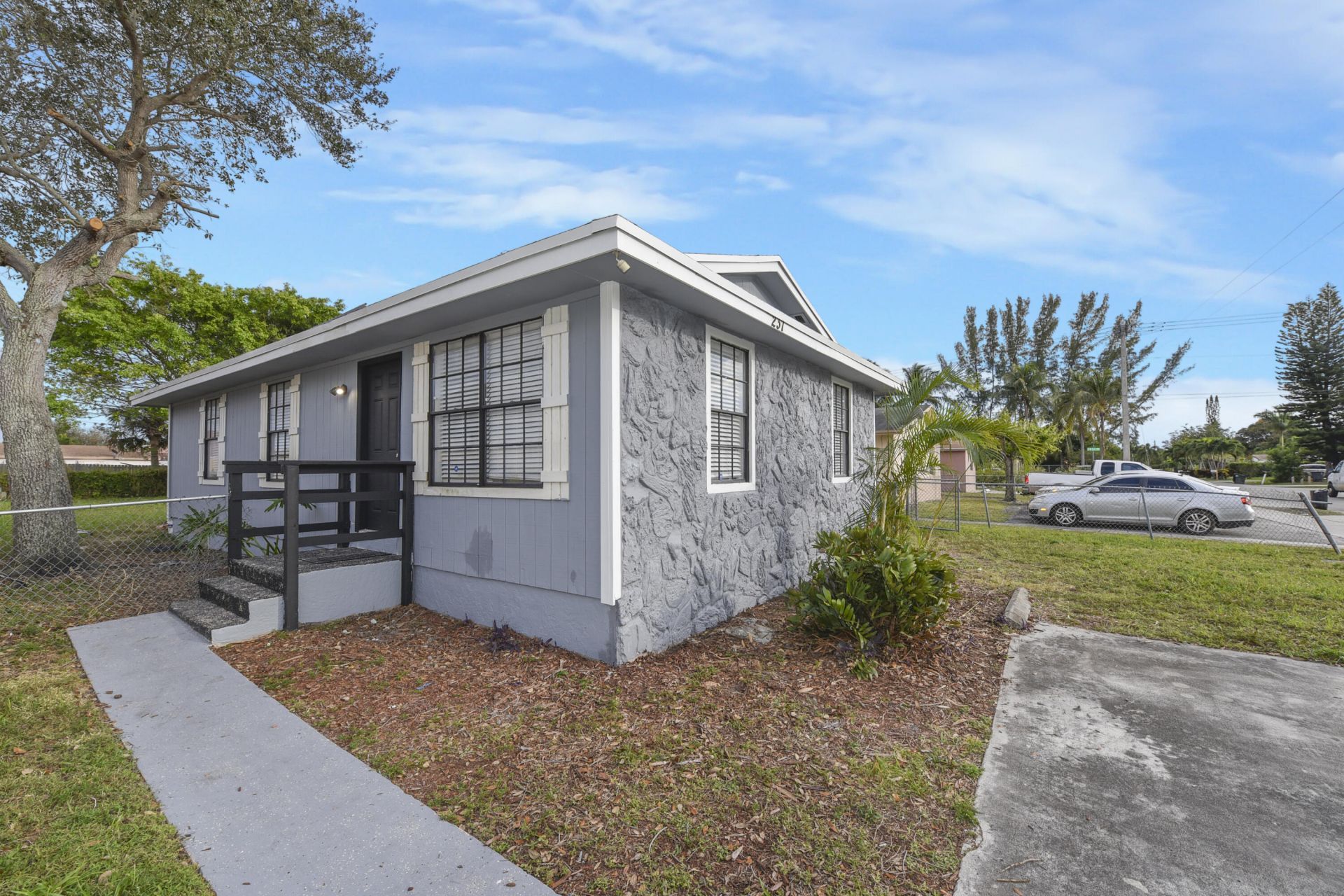 237 SW 11th Avenue, Delray Beach, FL 33444 Photo
