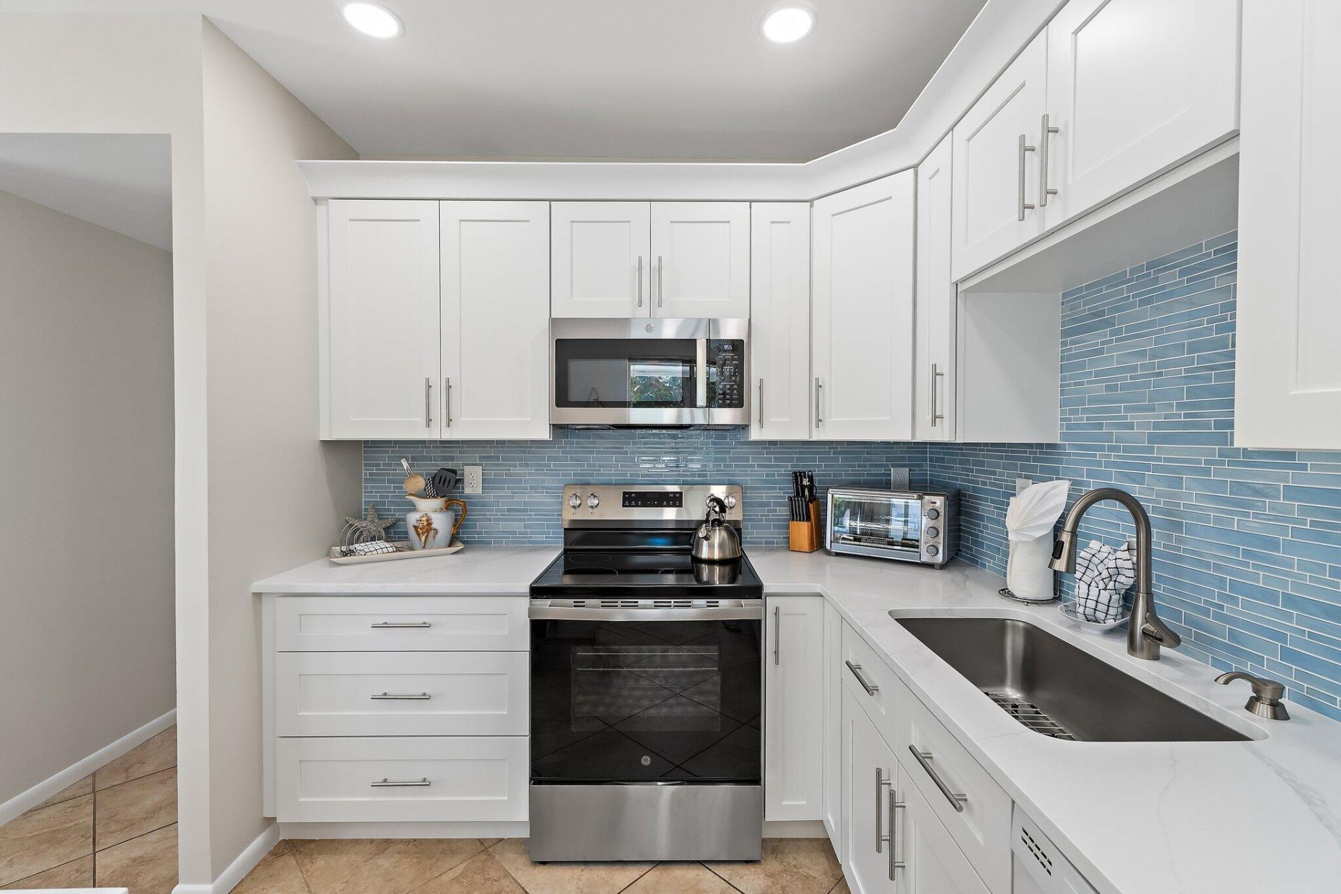 353 S Us Hwy 1, Unit B8, Jupiter, FL 33477 Photo