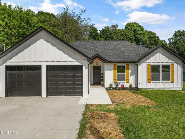 3140 Kingsmore Drive, Knoxville, TN 37921