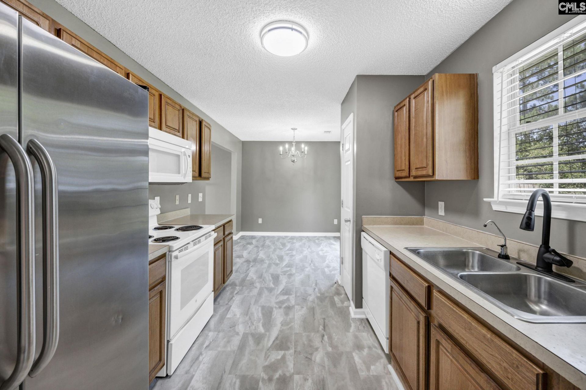 121 Kelberry Court Photo 9
