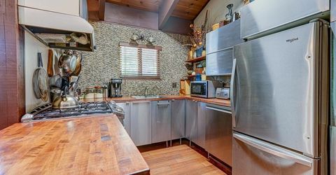 693 Kiowa Drive, South Lake Tahoe, CA 96150 Photo