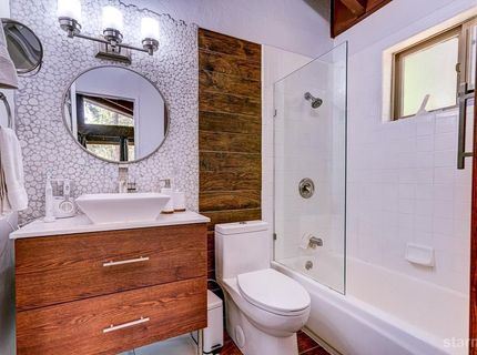 693 Kiowa Drive, South Lake Tahoe, CA 96150 Photo