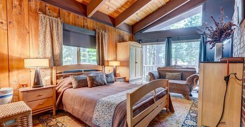 693 Kiowa Drive, South Lake Tahoe, CA 96150 Photo