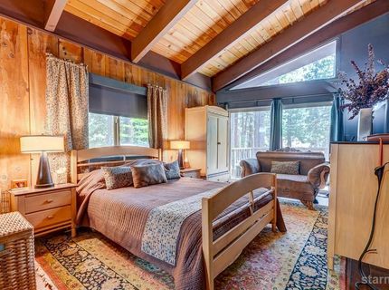 693 Kiowa Drive, South Lake Tahoe, CA 96150 Photo