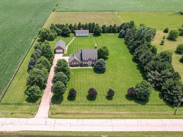 5535 Airport Road , Morris, IL 60450