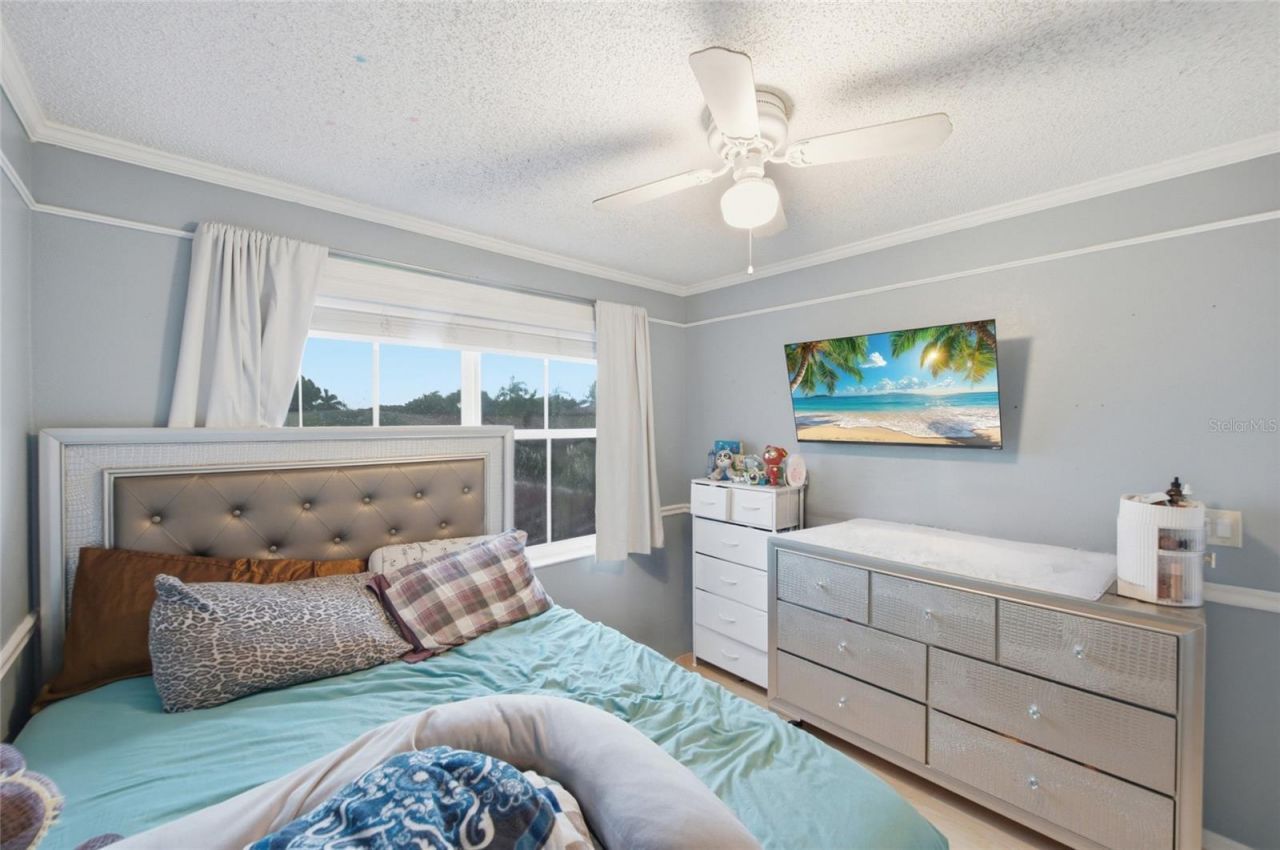 4258 NW 1st Dr, Deerfield Beach, FL 33442 Photo