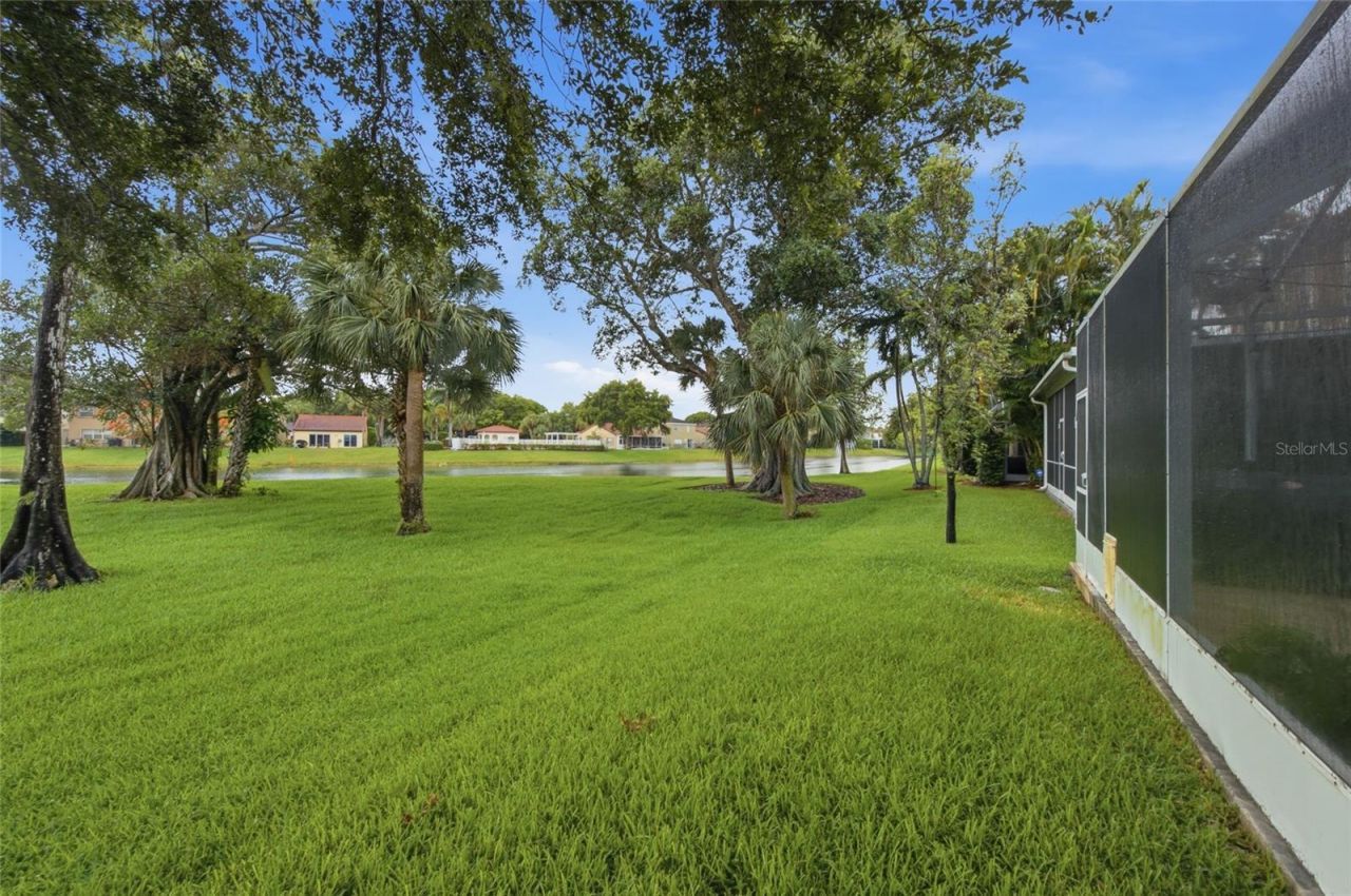 4258 NW 1st Dr, Deerfield Beach, FL 33442 Photo