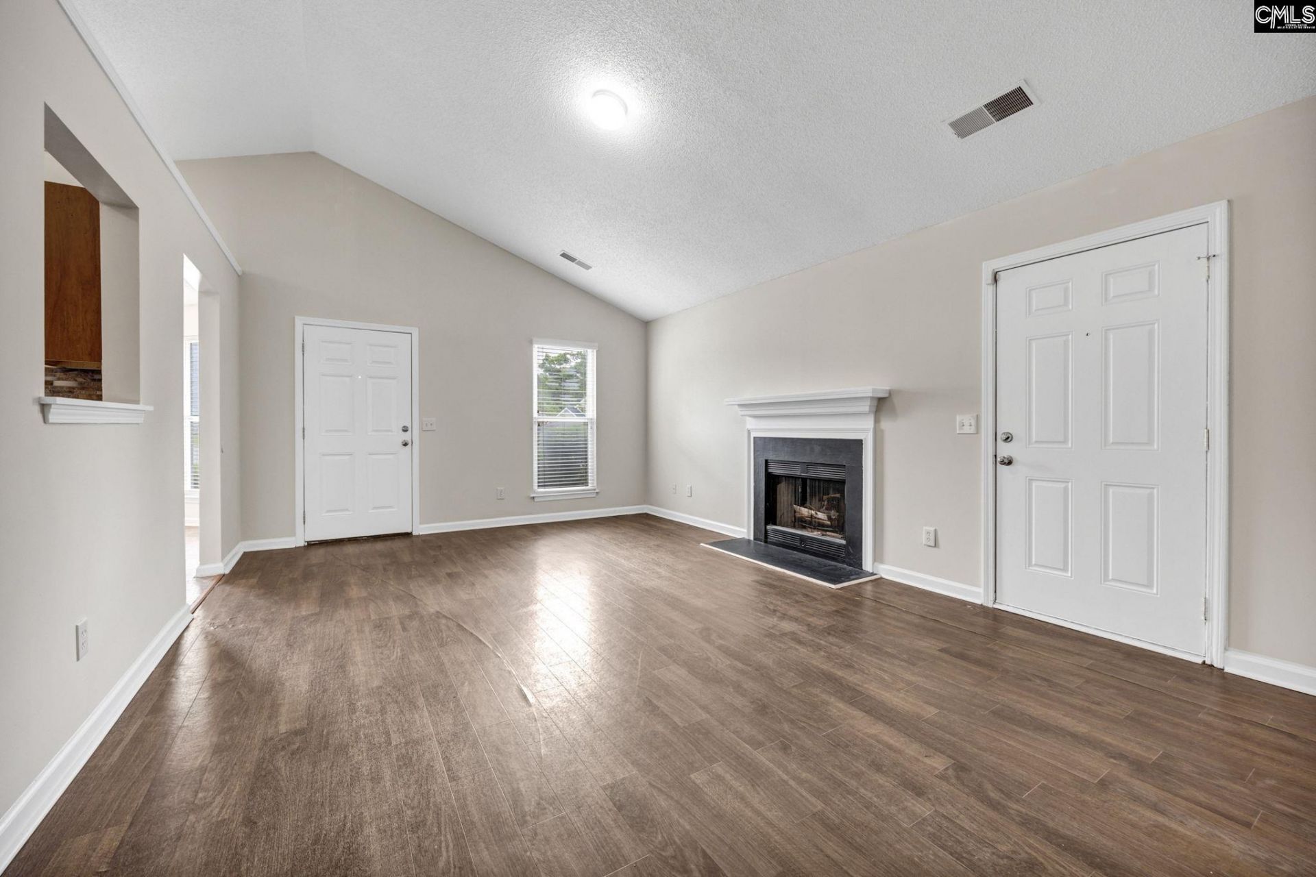 216 Covey Lane  Photo 5