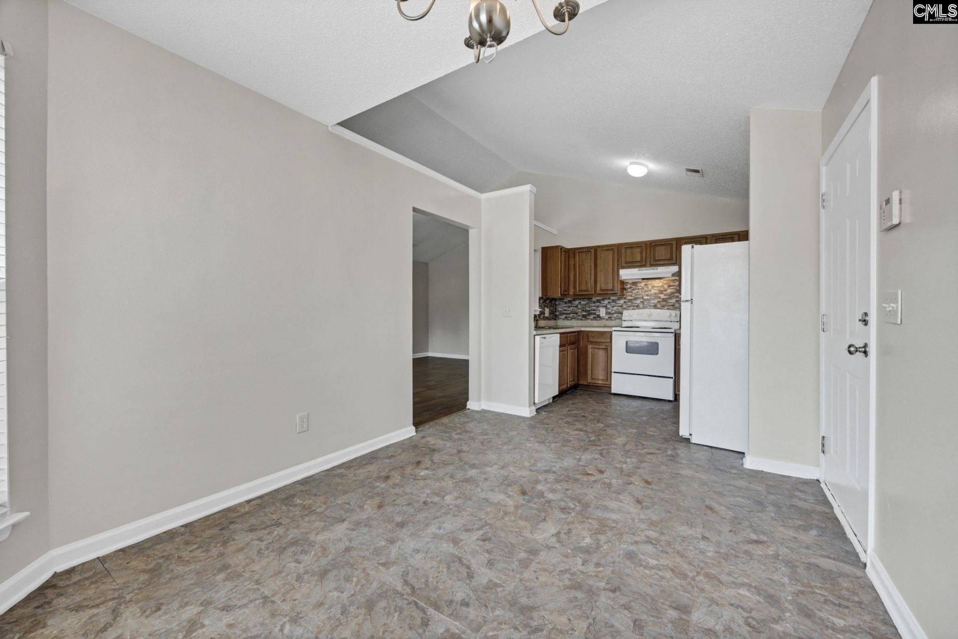 216 Covey Lane  Photo 8