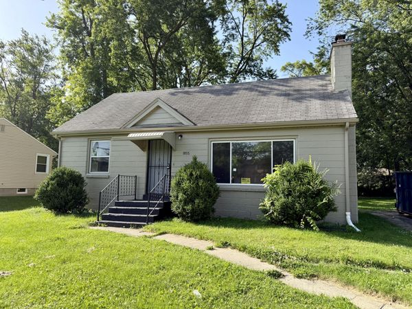 1855 W 57th Avenue , Merrillville, IN 46410