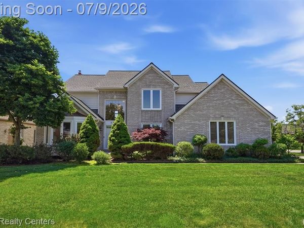 6860 Bridgemont Drive, CANTON, MI 48187