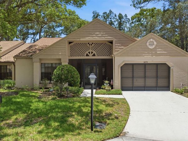 6695 PIN OAK COURT , SPRING HILL, FL 34606