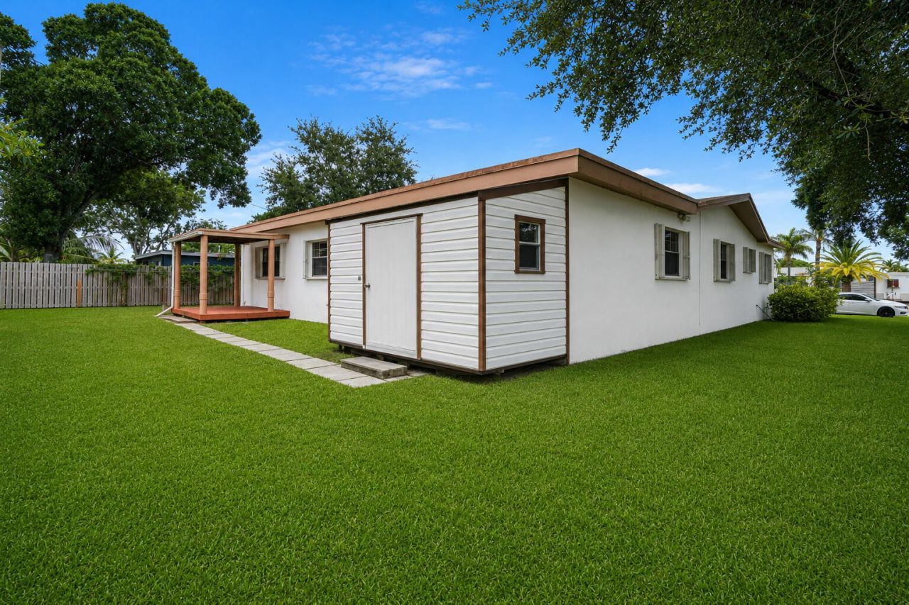 3358 SW 16th Court, Fort Lauderdale, FL 33068 Photo