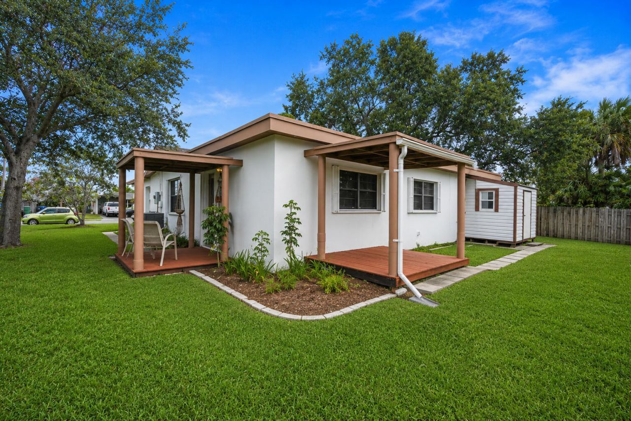 3358 SW 16th Court, Fort Lauderdale, FL 33068 Photo