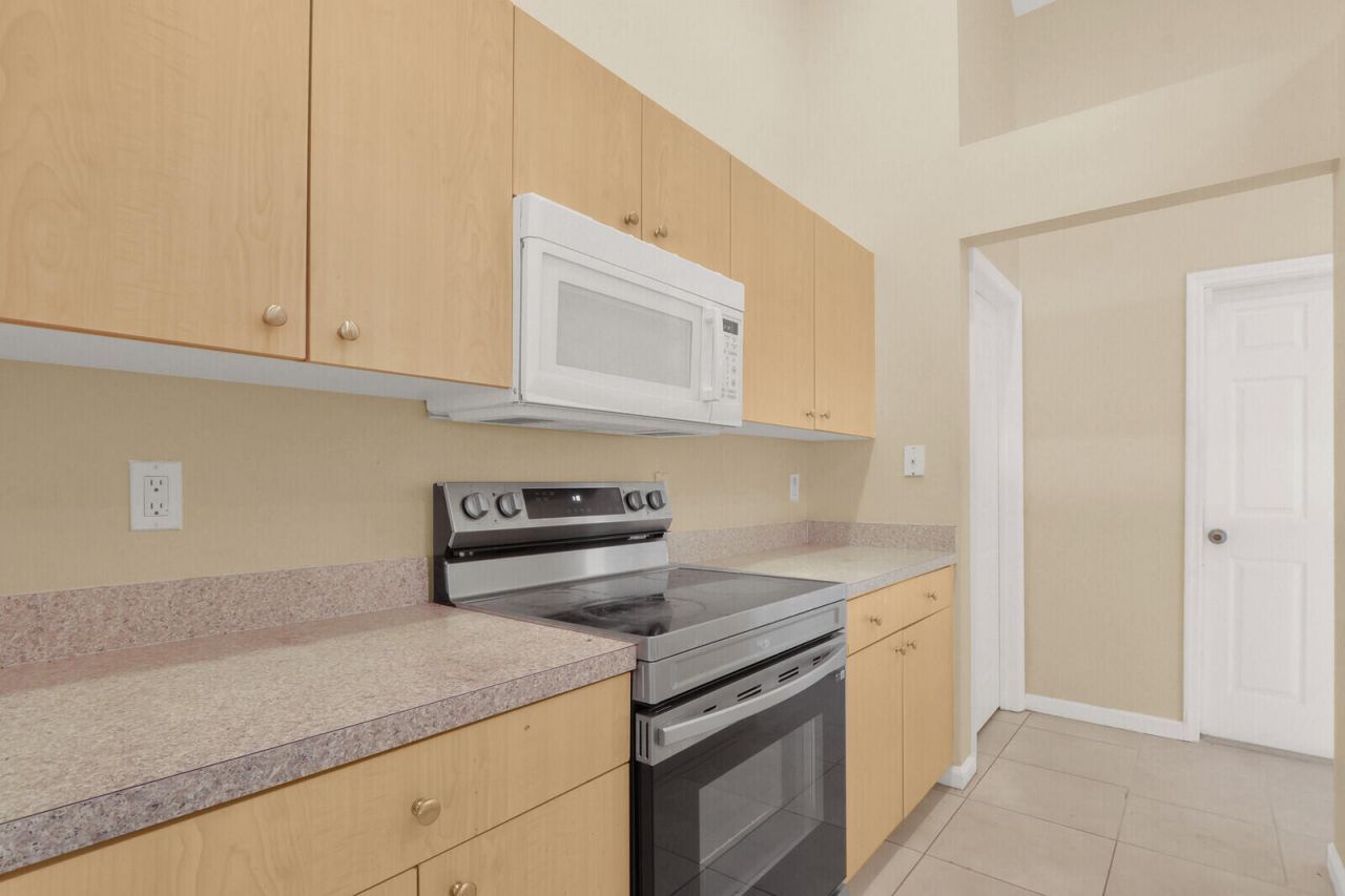 2826 SW Ann Arbor Road, Port Saint Lucie, FL 34953 Photo