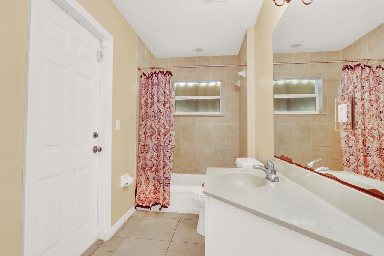 2826 SW Ann Arbor Road, Port Saint Lucie, FL 34953 Photo