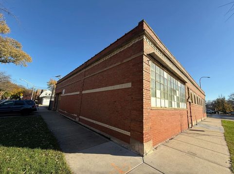 Main Photo