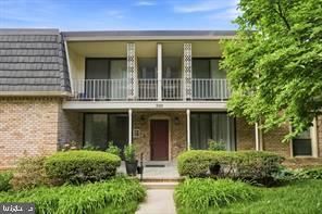 3101 Patrick Henry Drive, Unit 132, Falls Church, VA 22044 Main Photo