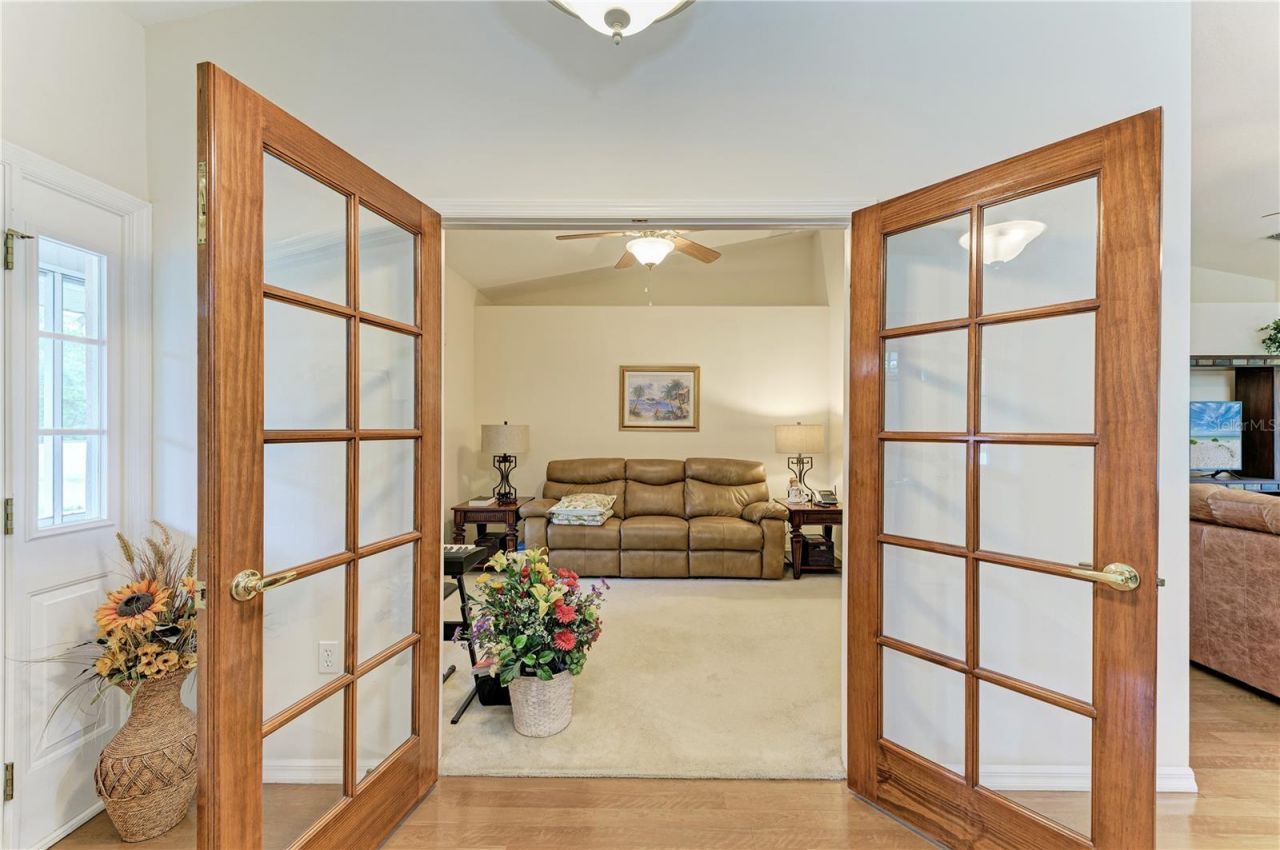 6304 18th Avenue E, Bradenton, FL 34208 Photo