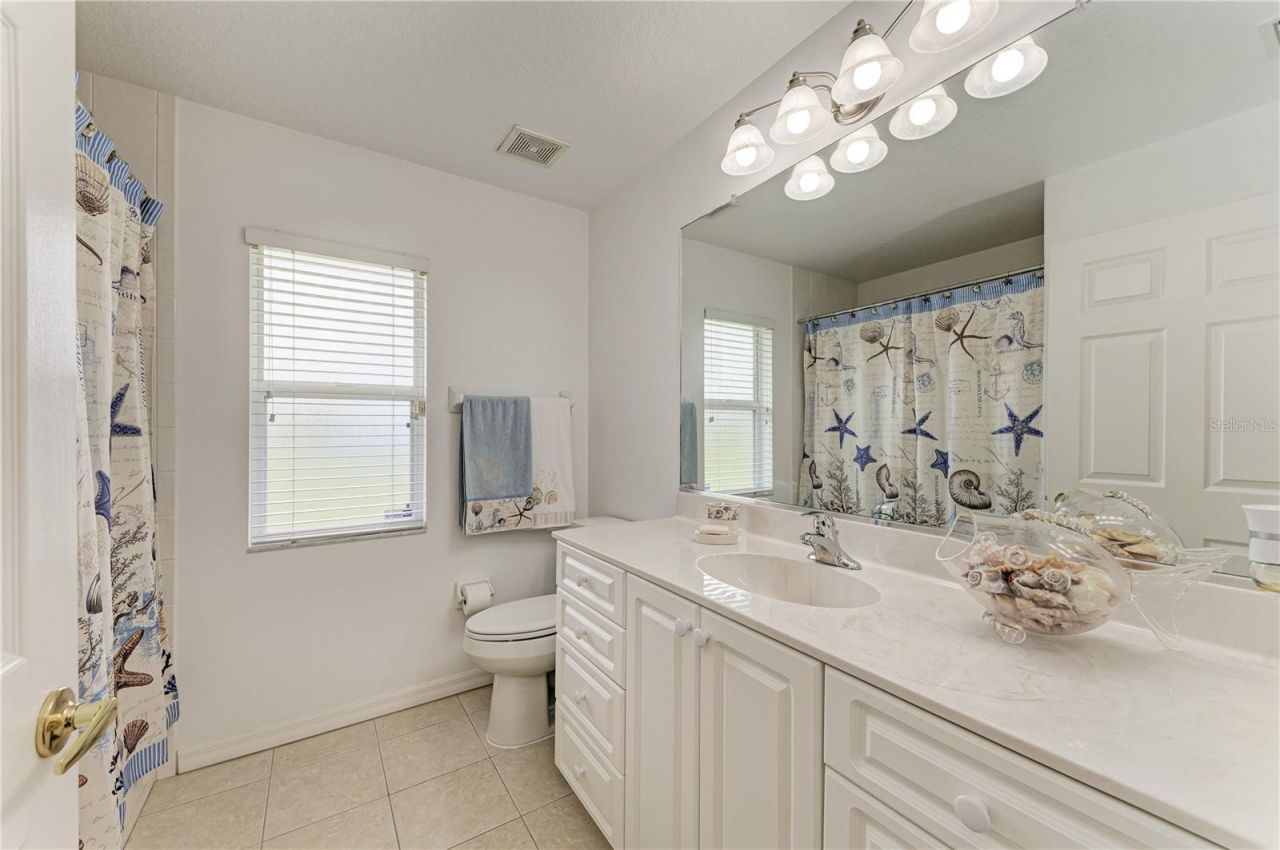 6304 18th Avenue E, Bradenton, FL 34208 Photo
