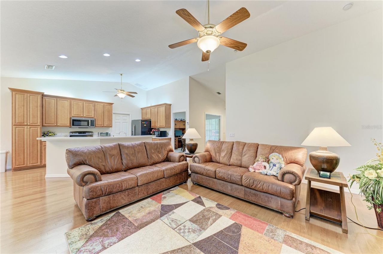 6304 18th Avenue E, Bradenton, FL 34208 Photo