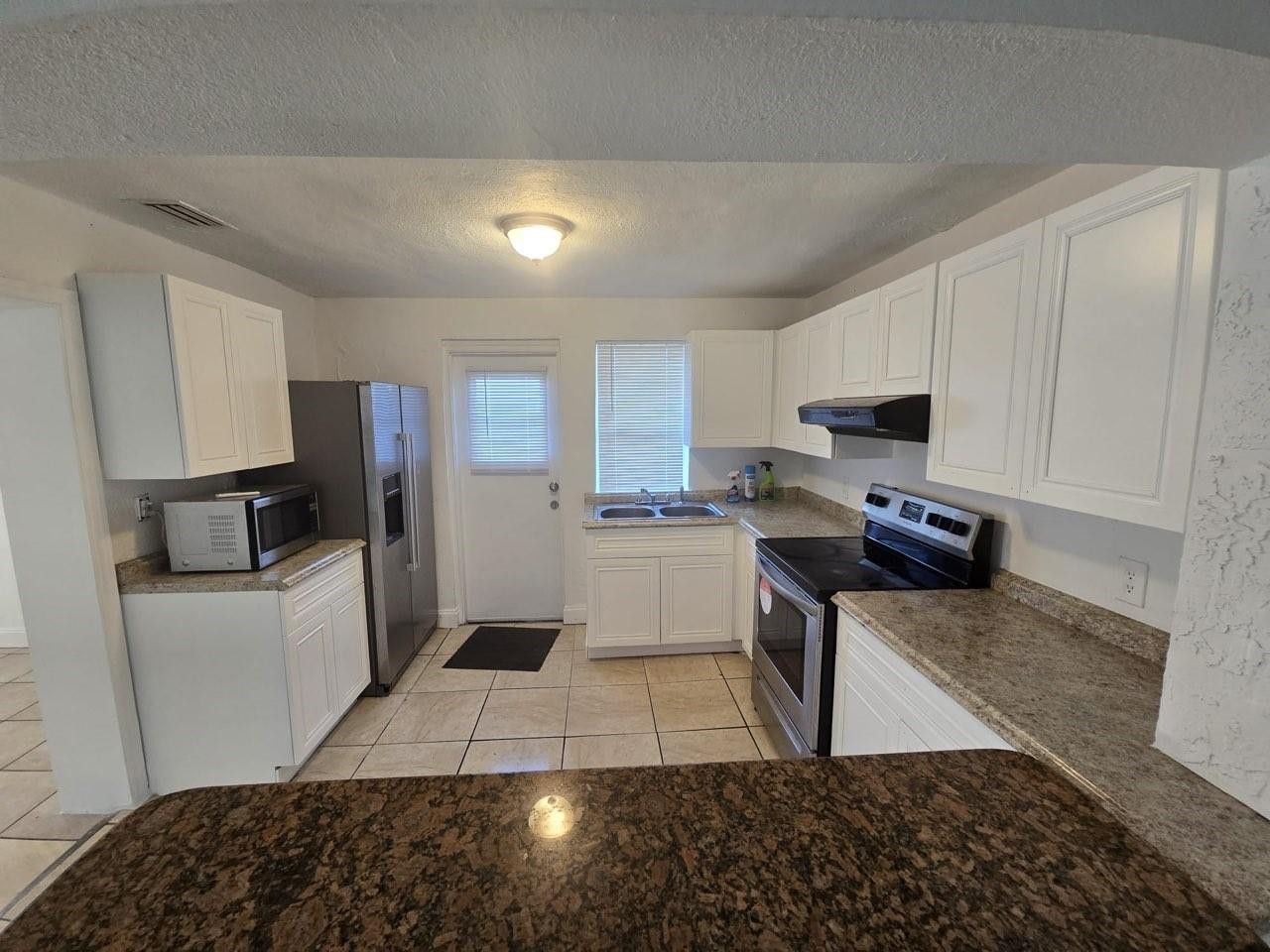 5431 NW 30th Avenue, Miami, FL 33142 Photo