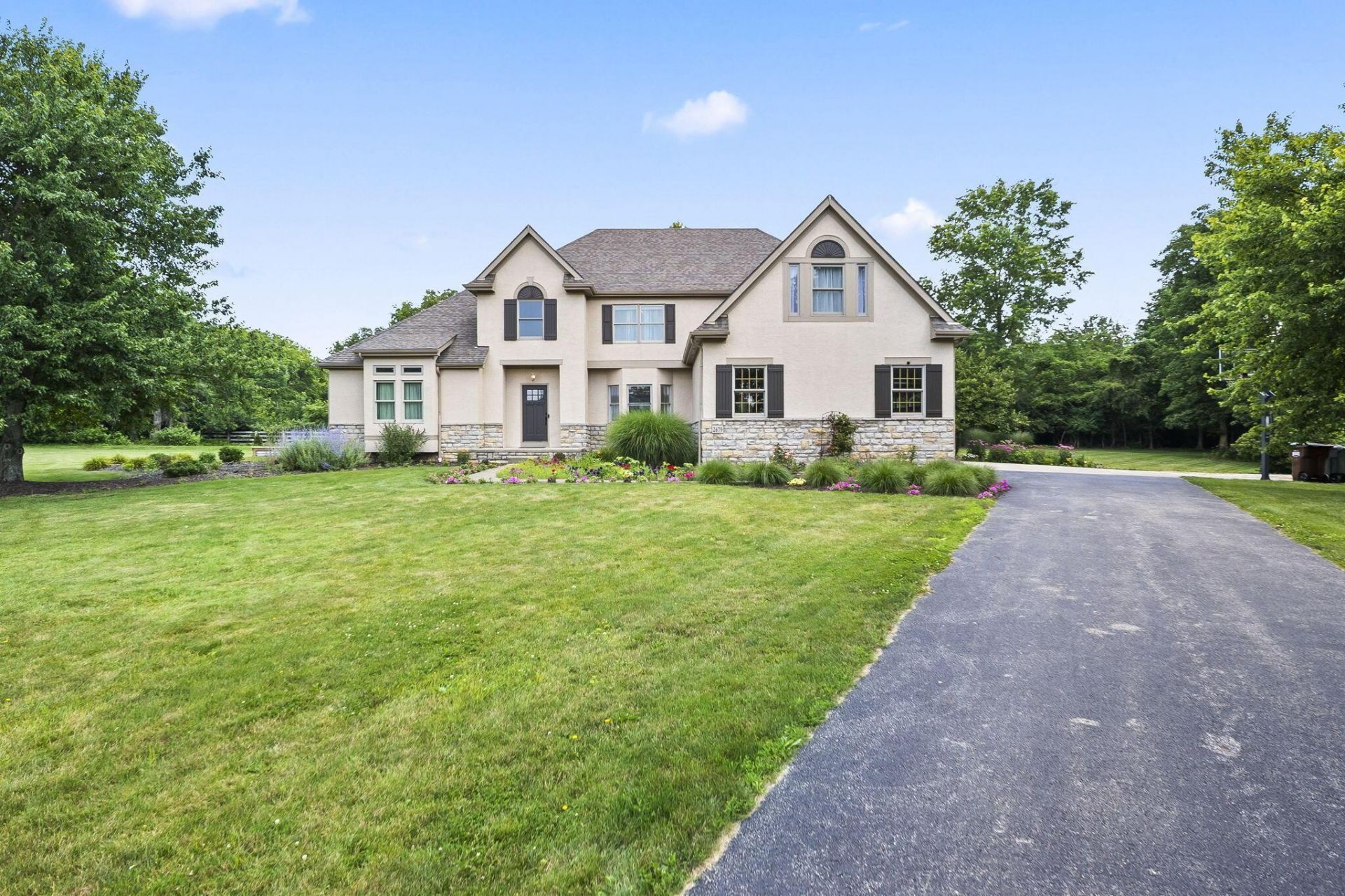 2679 Red Robin Way , Delaware, OH 43015 Main Photo