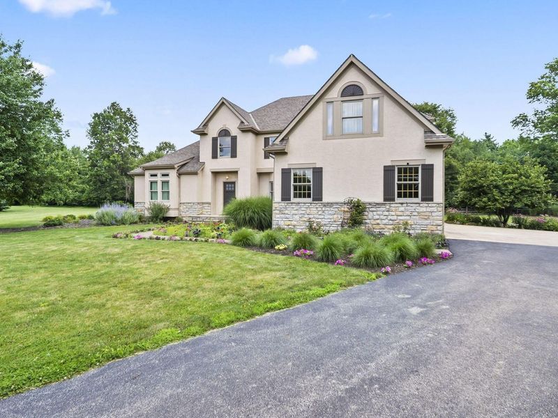 2679 Red Robin Way, Delaware, OH 43015 Photo 2