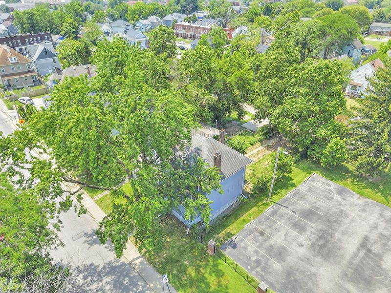 463 N Champion Avenue , Columbus, OH 43203 Photo 9