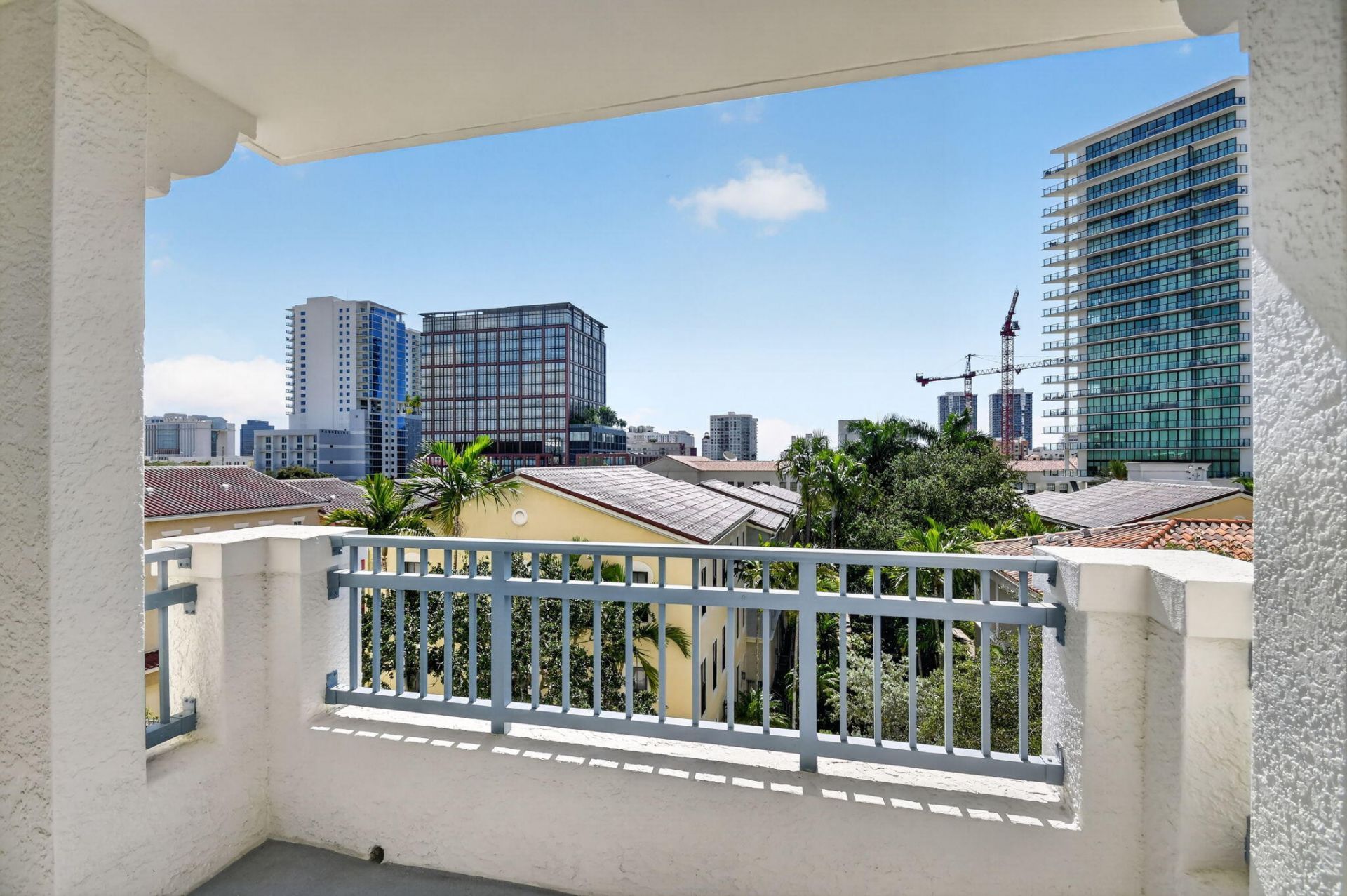 403 S Sapodilla Avenue, Unit 409, West Palm Beach, FL 33401 Photo