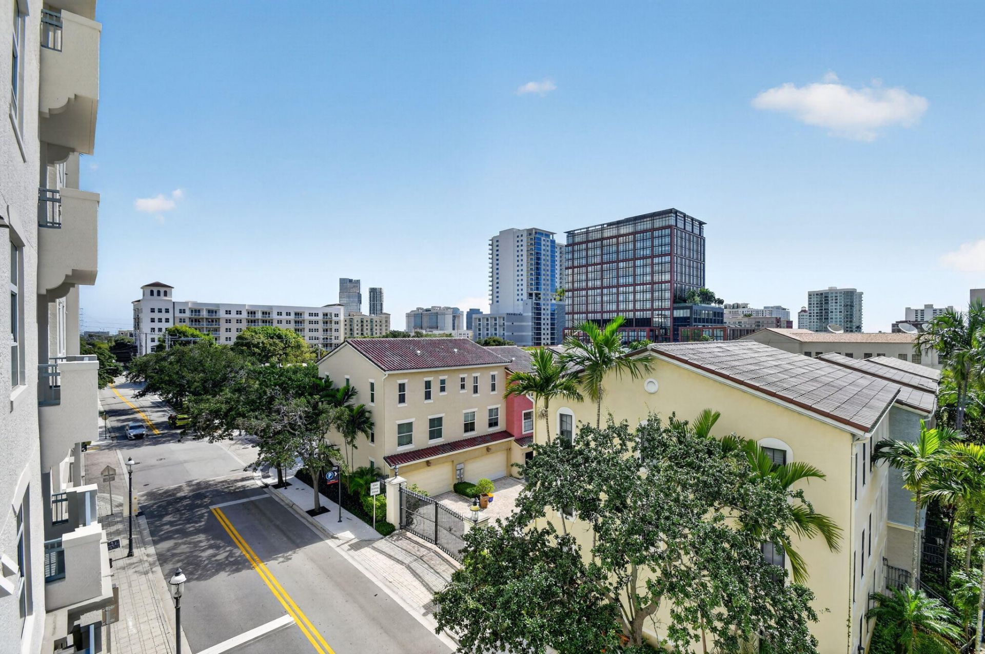 403 S Sapodilla Avenue, Unit 409, West Palm Beach, FL 33401 Photo