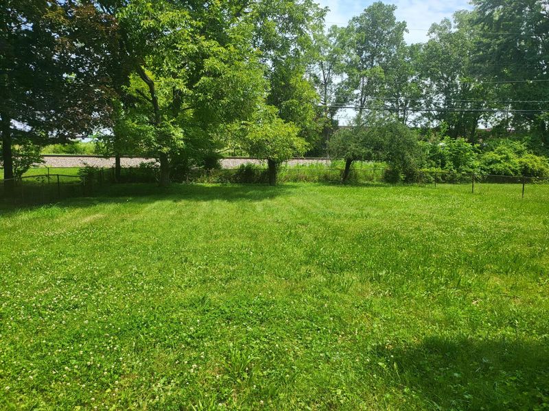 5230 Hacket Drive, Columbus, OH 43232 Photo 21