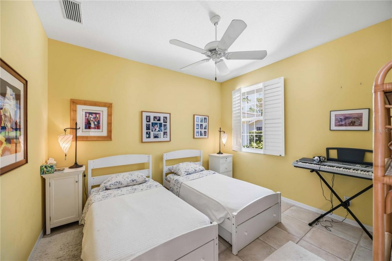 517 Granada Avenue, Venice, FL 34285 Photo