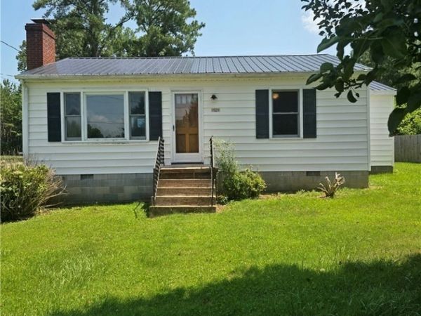 1529 1st Street, Victoria, VA 23974