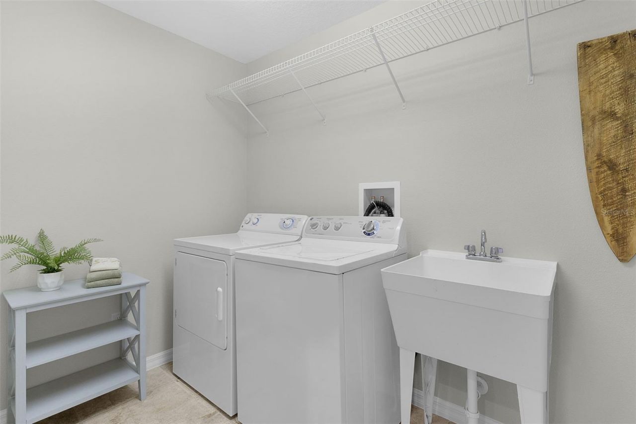 634 Allenwood Loop , The Villages, FL 32162 Photo