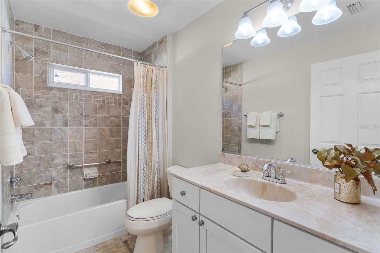 634 Allenwood Loop , The Villages, FL 32162 Photo