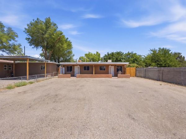 1609 Lundy Lane SW, Albuquerque, NM 87105