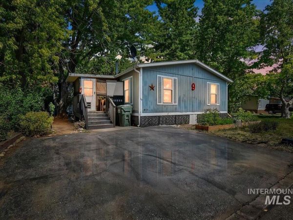 951 W Avalon, Unit 9, Kuna, ID 83634
