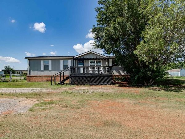 110 N 7th Street, Cashion, OK 73016