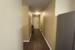 810 Twin Oaks Circle photo 4