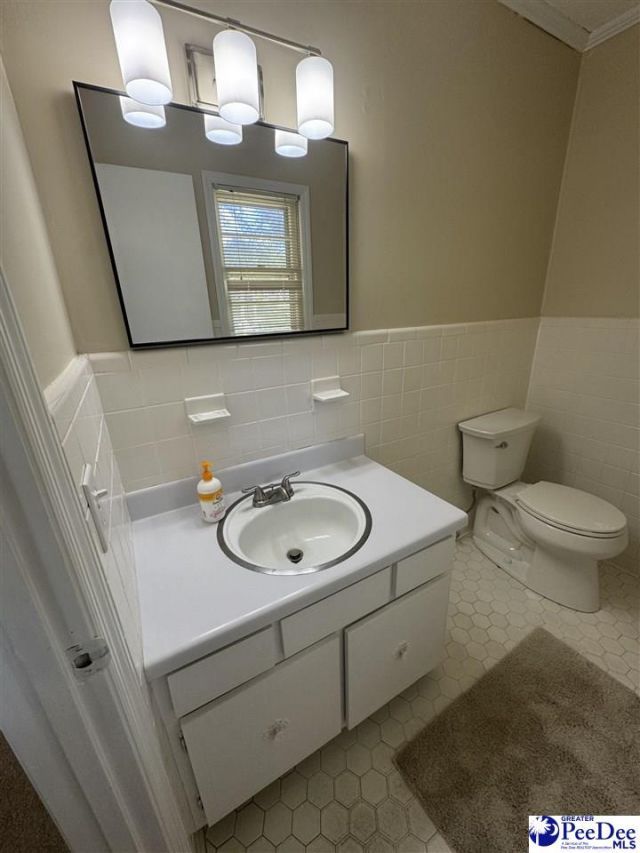 1506 Lakewood Road Photo 11