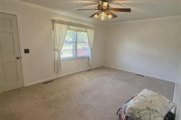 1506 Lakewood Road photo 4
