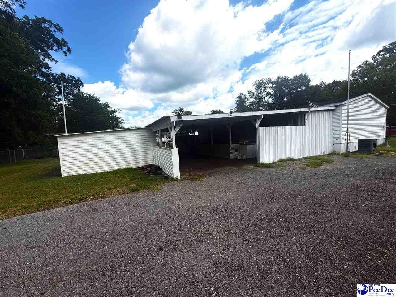 2109 N Church Street Photo 19