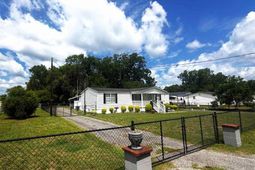 2109 N Church Street photo 4