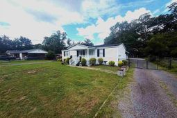 2109 N Church Street photo 4