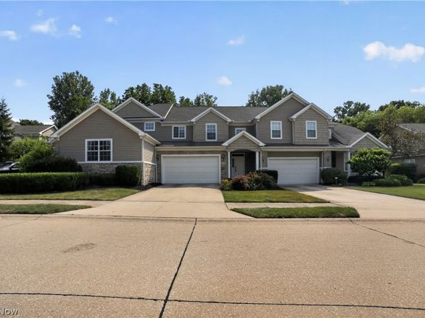 29361 Hummingbird Circle, Westlake, OH 44145